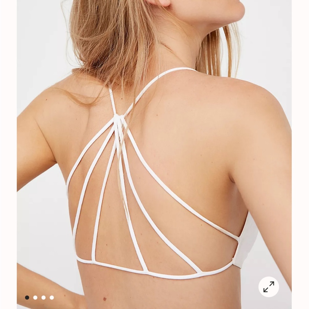 Strappy Back Bra by Intimately at Free People xs/s black and white SET